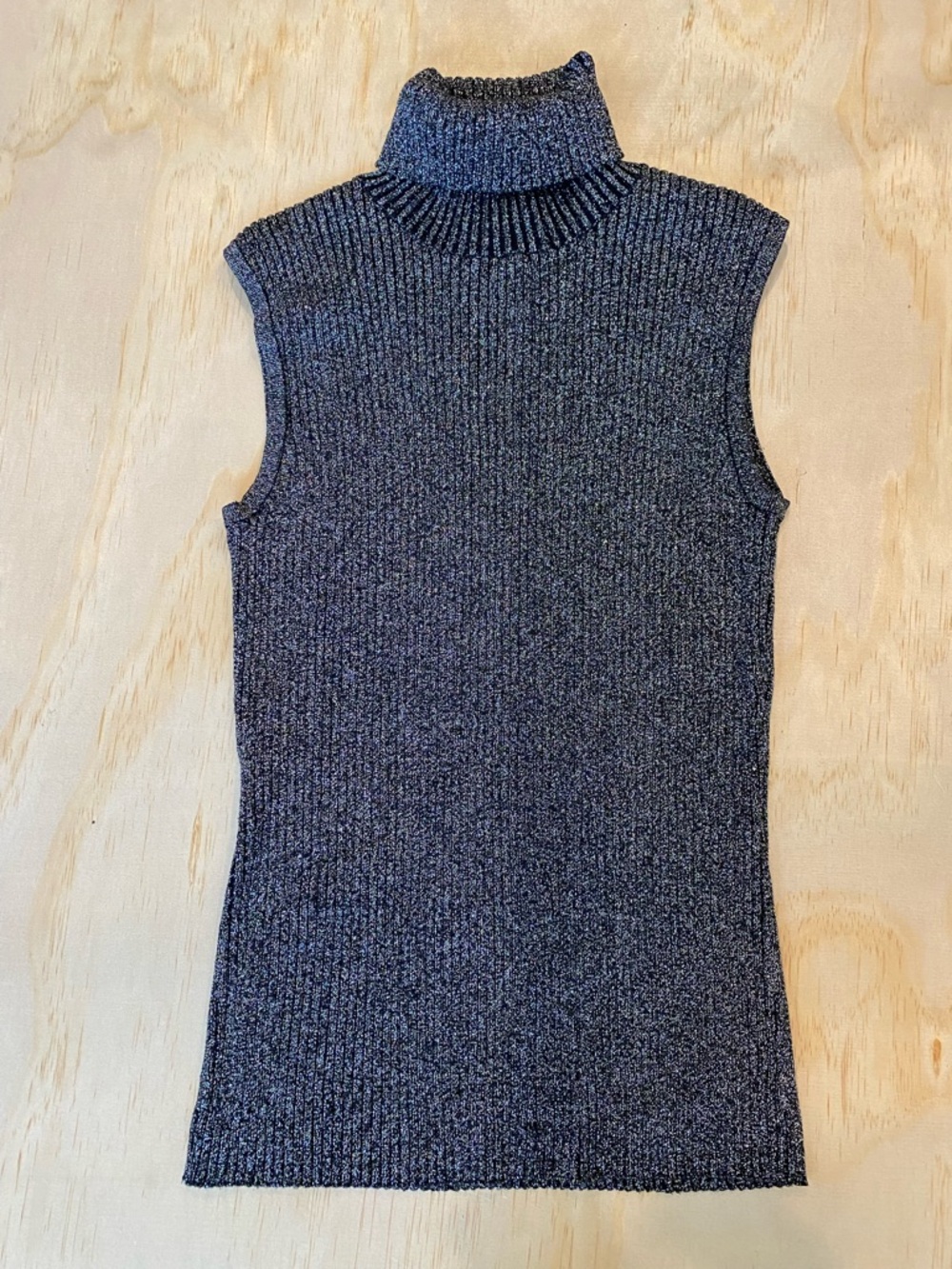 Cable & Gauge Metallic Black Ribbed sleeveless Turtleneck Sweater